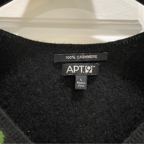 Apt. 9 Cashmere Argyle V-Neck Sweater - Picture 4 of 10